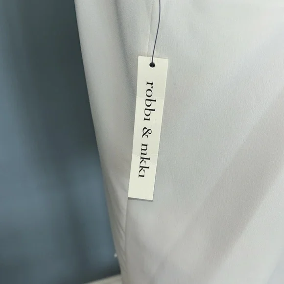 NWT Robbi & Nikki size small ivory ruffle top - Picture 4 of 7